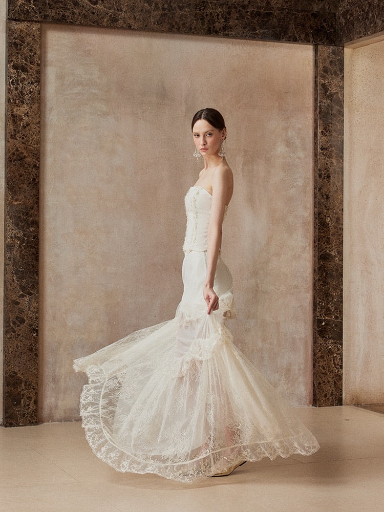Fa sogno White Lace Top & Skirt