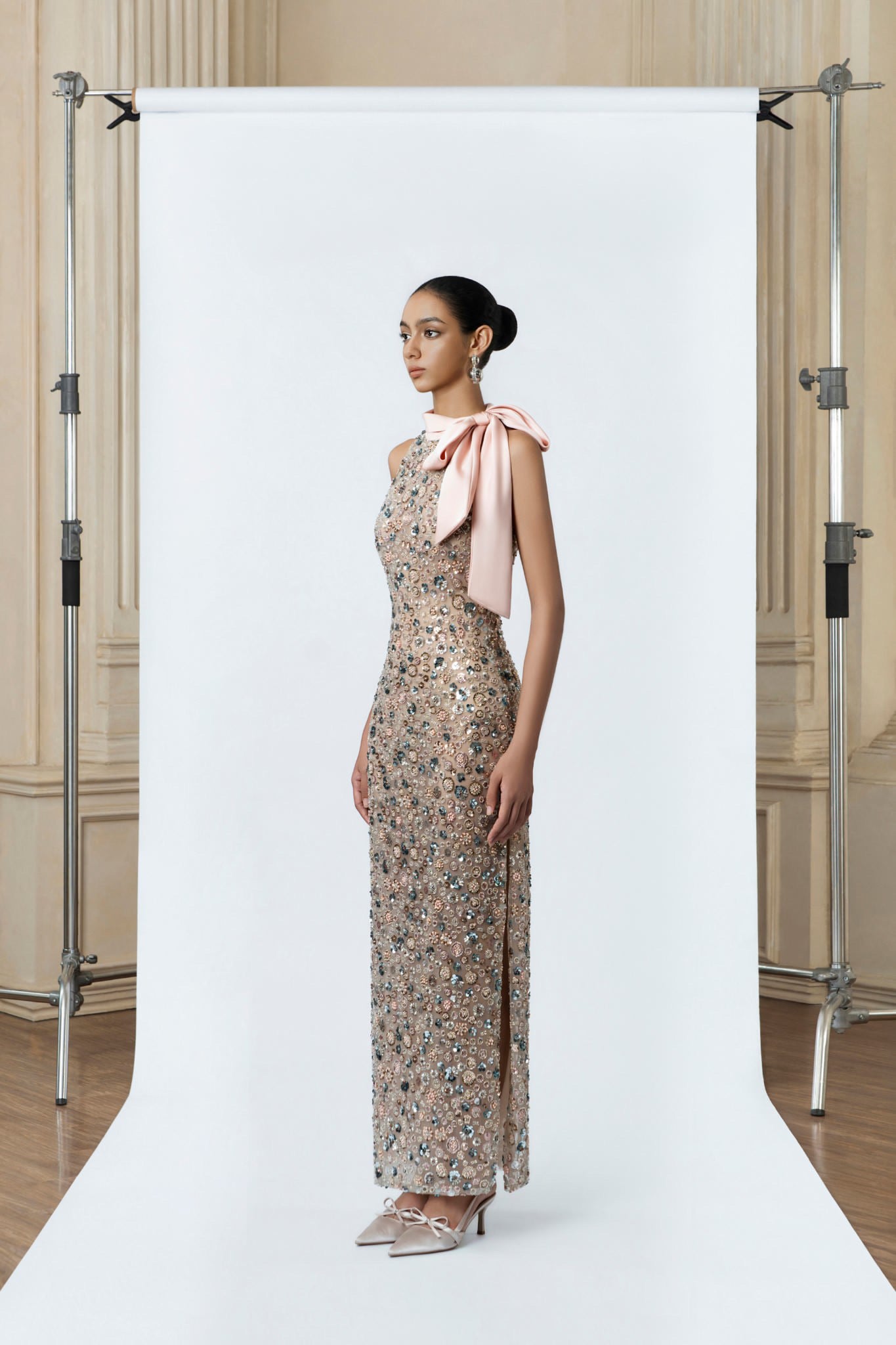 DETHEIA Elegant Minimalist Floral Pink Hermia Maxi Dress
