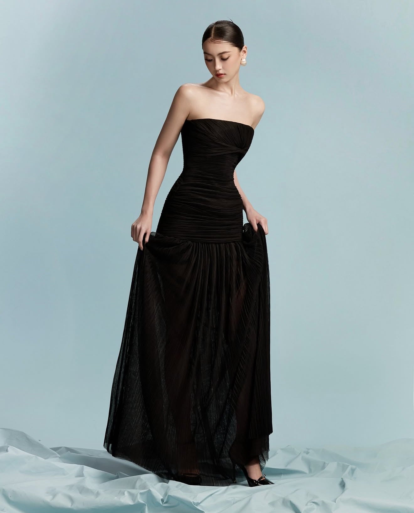 BYDI Elegant Minimalist Black Soma Maxi Dress