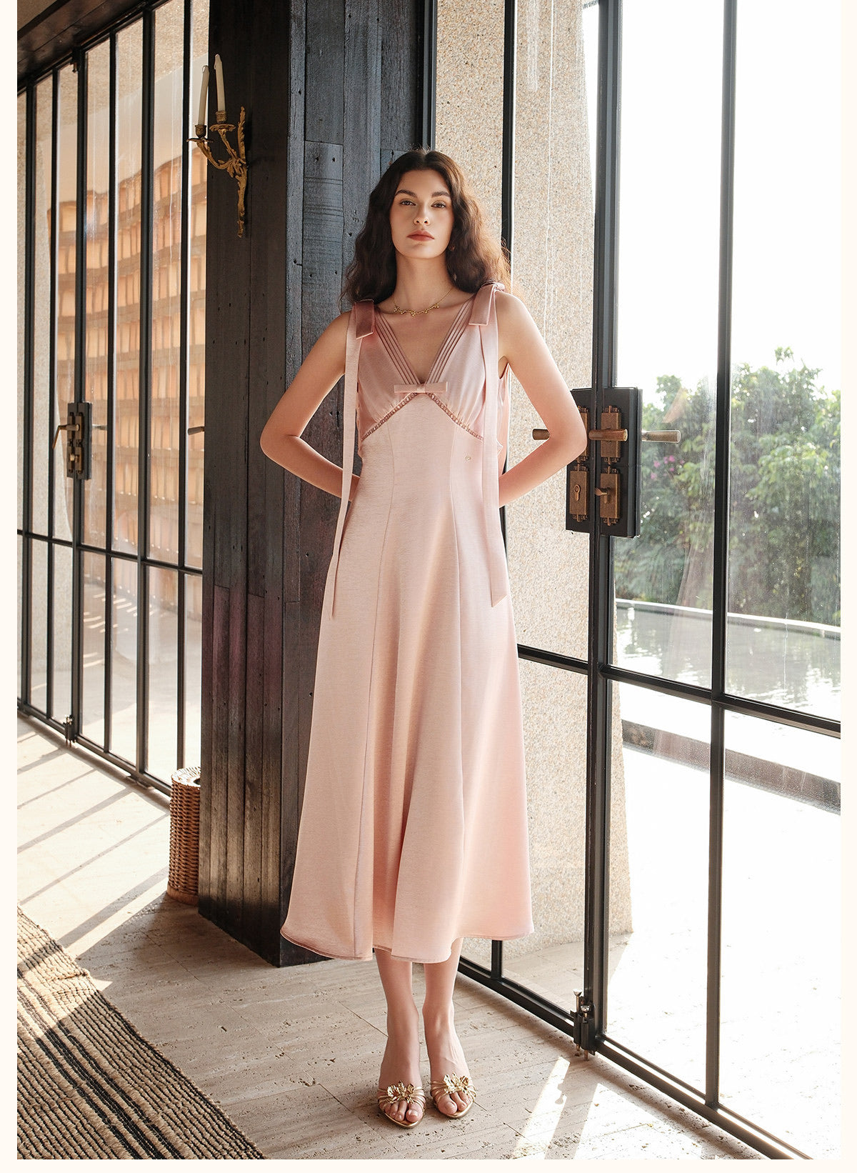 SHEERLUCK Blue Peggy V-neck Stain Vacation Midi Dress