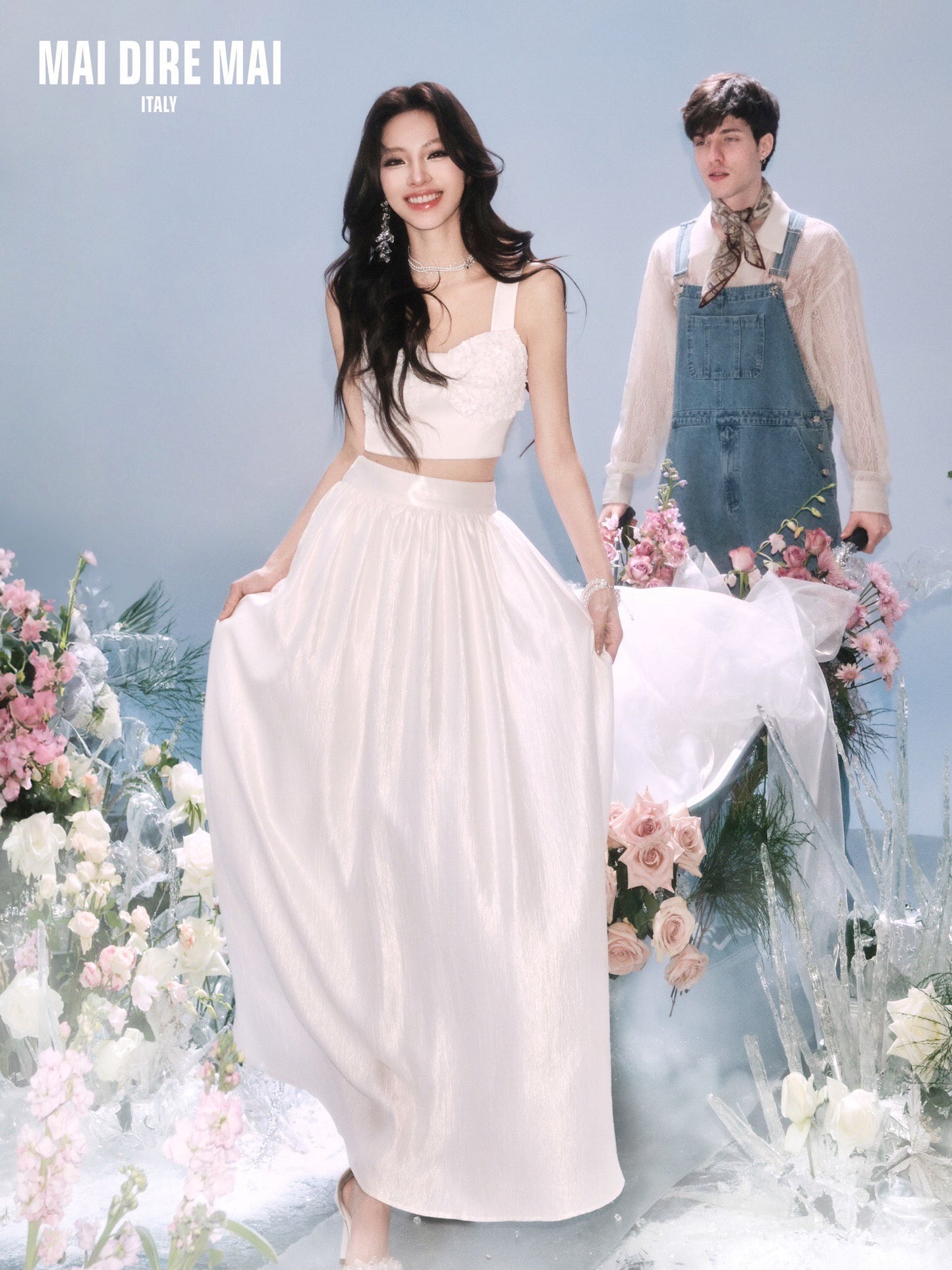 MAI DIRE MAI White Lace Vacation Sequinned Bow Top & Skirt