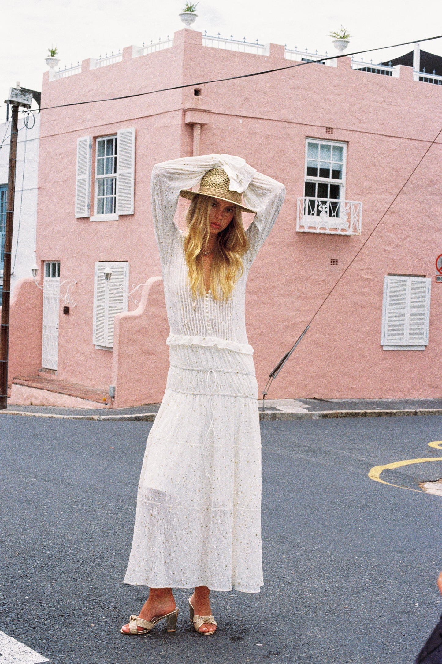 MIN PURA White Vacation Sweet Evening Zuri Maxi Dress