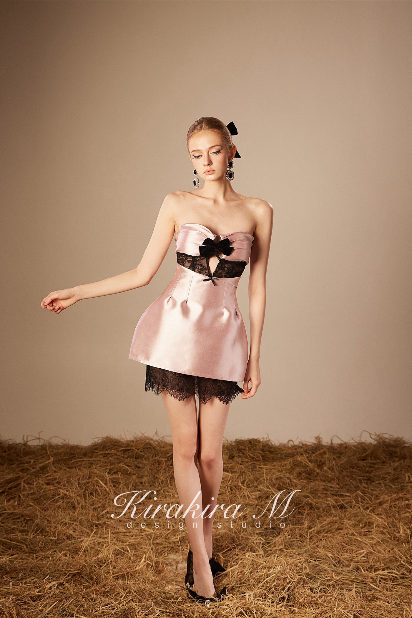 KIRAKIRA M Pink Shiny Hollow Out Bow Embellished Sheath Mini Dress