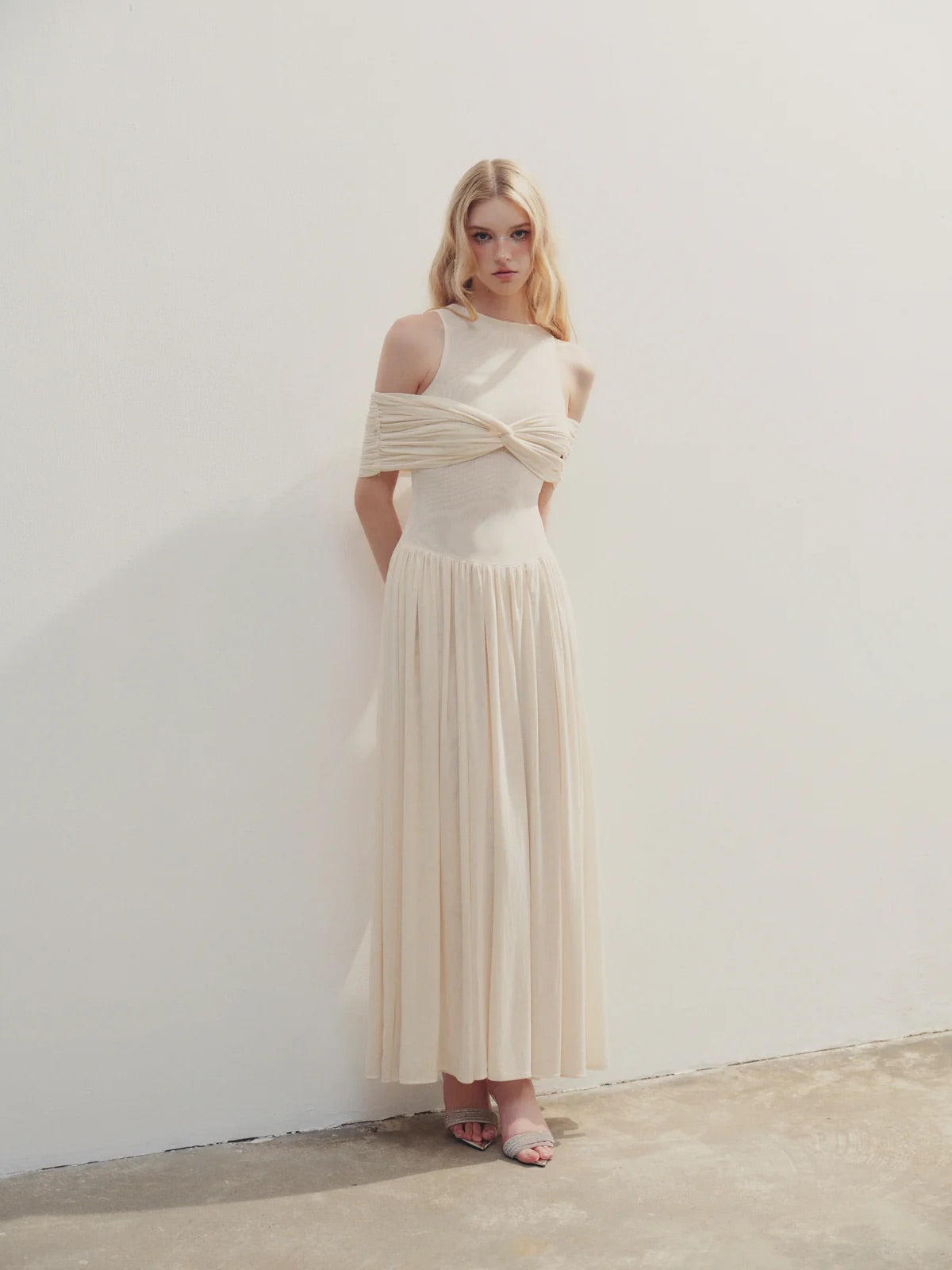 DELICIAE Brown Minimalist Margot Maxi Dress
