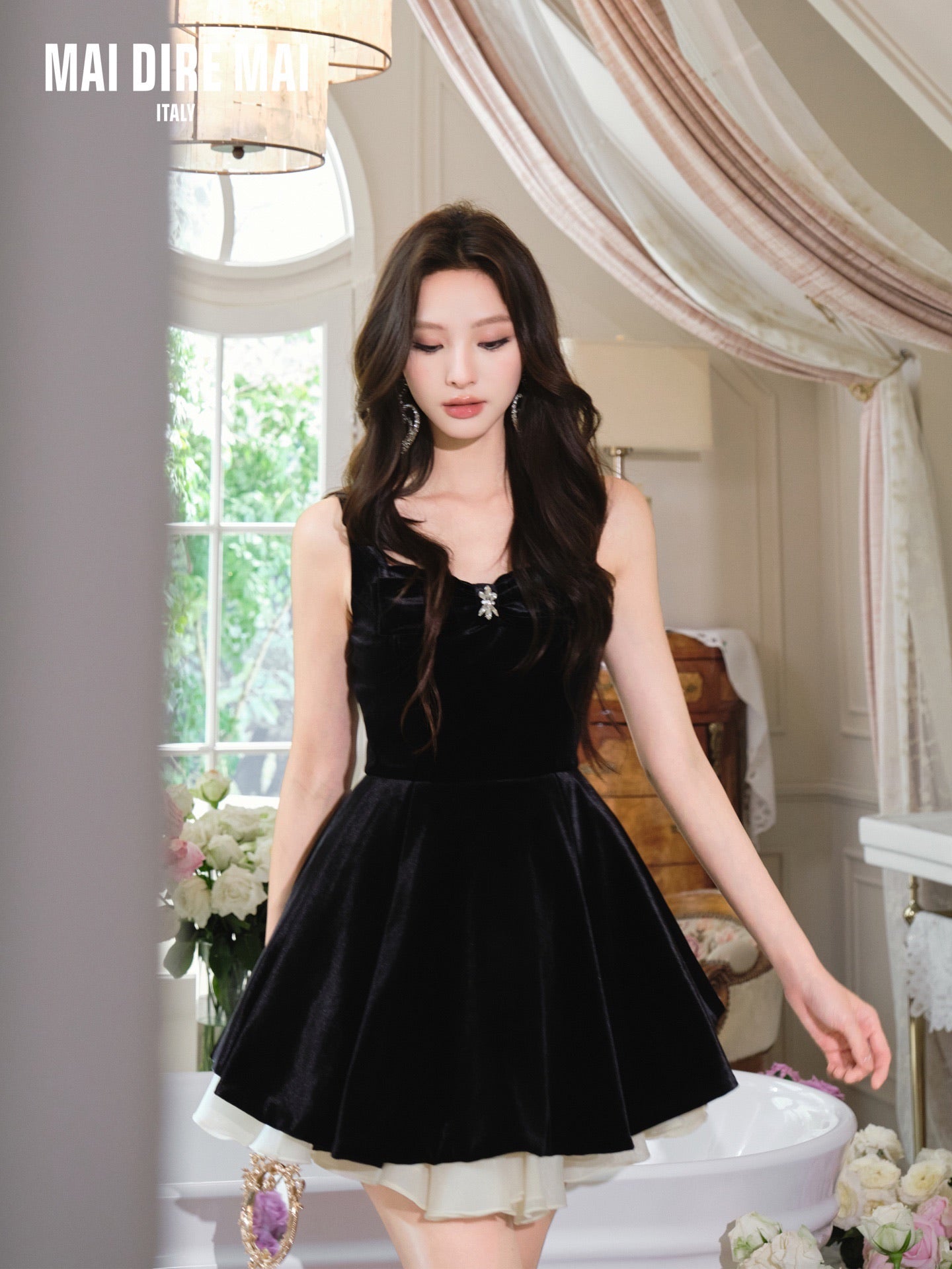 MAI DIRE MAI Black Bow Mini Dress