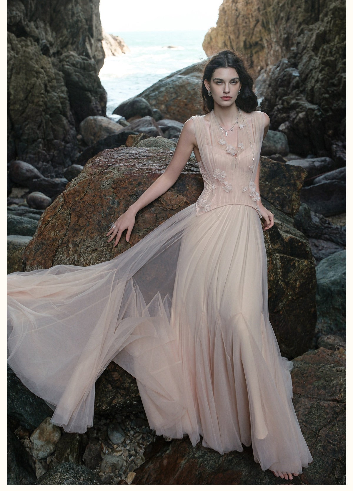 SHEERLUCK Green Elegant Tidal Lace Layer Maxi Dress