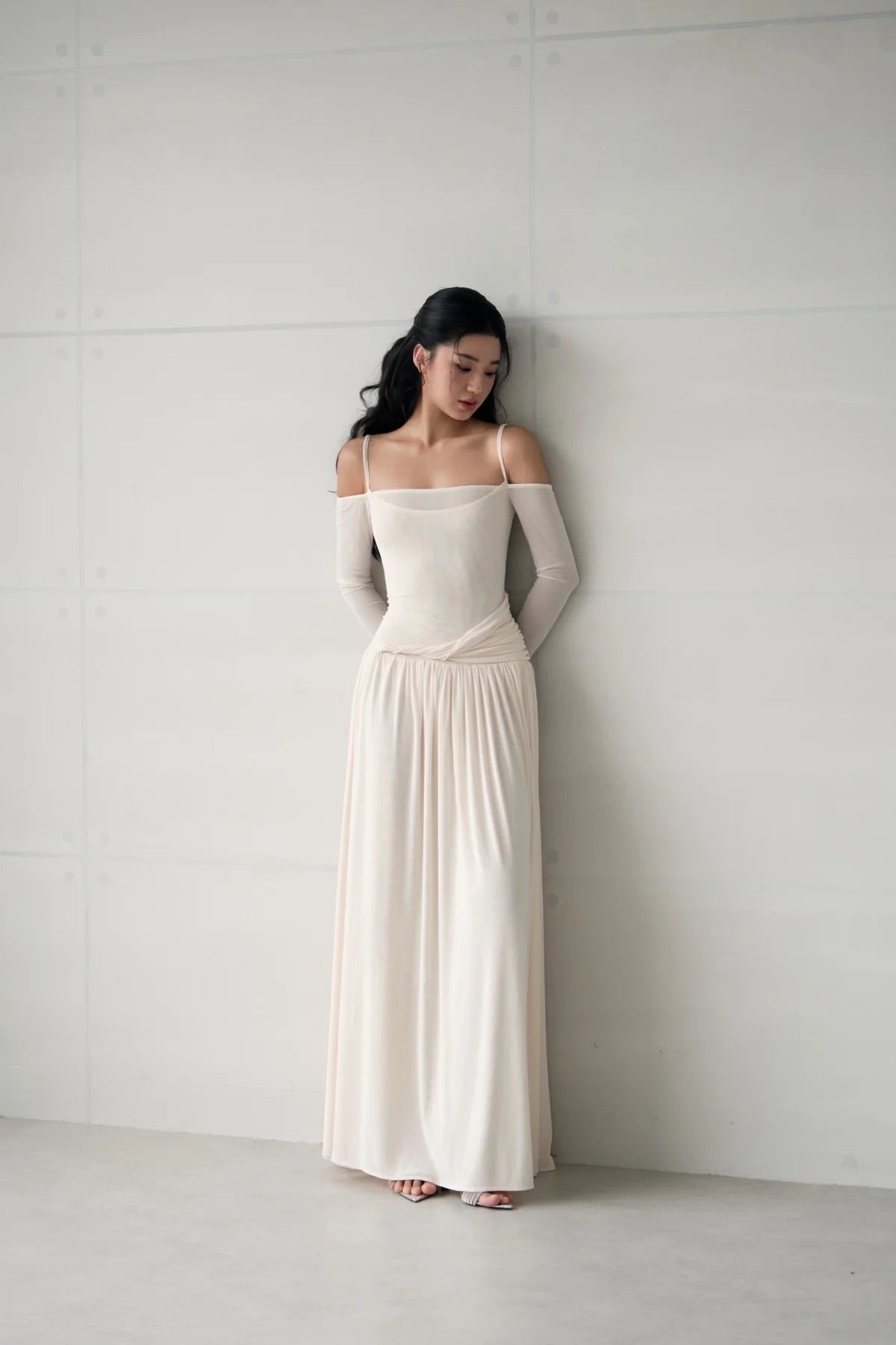 DELICIAE White Minimalist Esther Maxi Dress