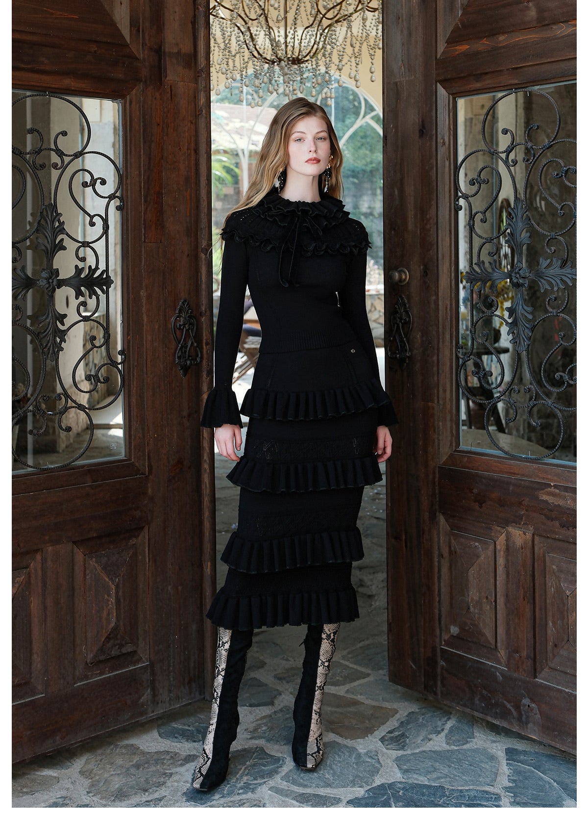 SHEERLUCK Brown Ribbon Vintage Ruffled Knitted Top & Skirt